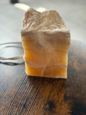 Lámpara de Calcita Amarilla